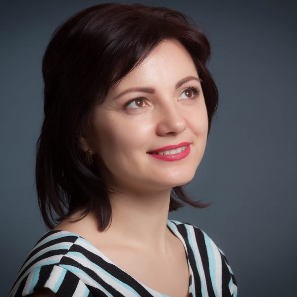 Diana Korneeva 40091637340 847fb81eac O 600x600, Futurepeople